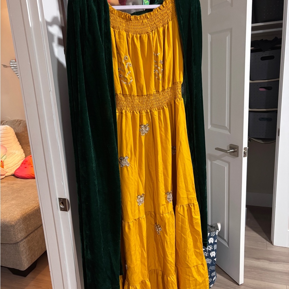 Taylor Swift Willow costume — Embroidered Maxi Dress & cape